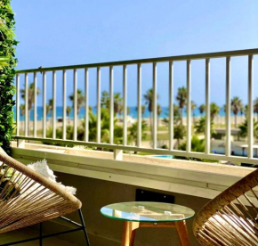Apartamento Lujo, Primera línea playa, Garaje, Wifi, Piscina climatizada, Roquetas De Mar